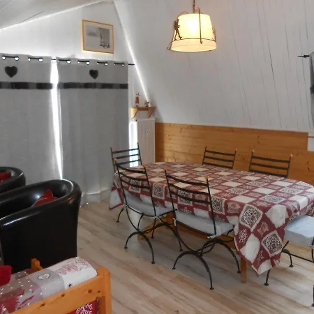 Apartment Les Bleuets